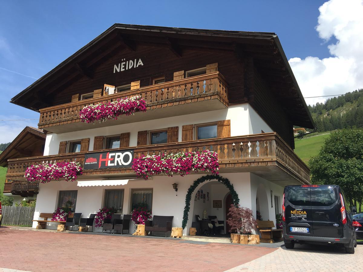 Garni Neidia Bed & Breakfast Selva di Val Gardena Exterior photo